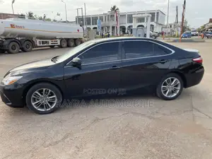Toyota Camry 2017 Black