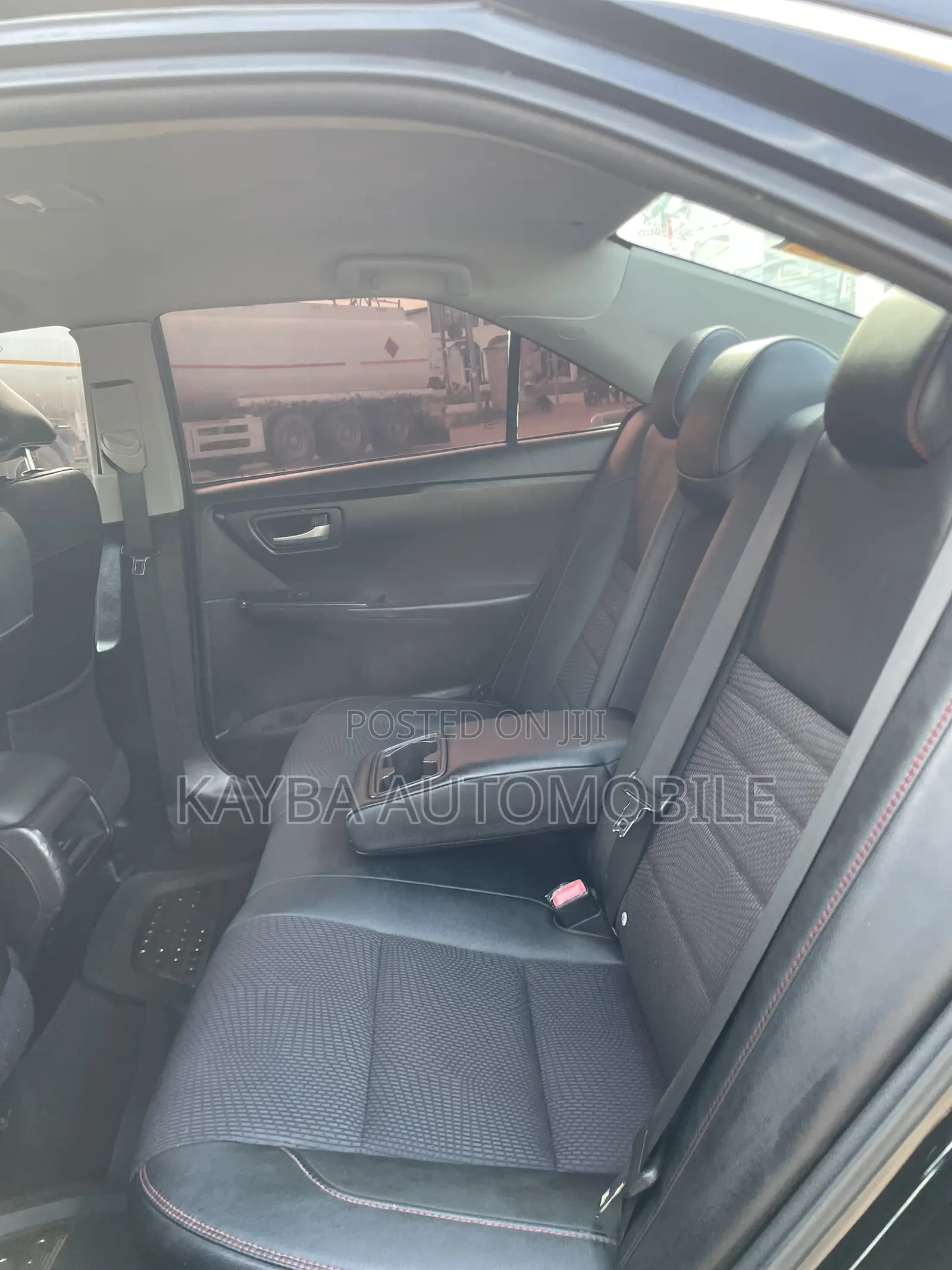 Toyota Camry 2017 Black