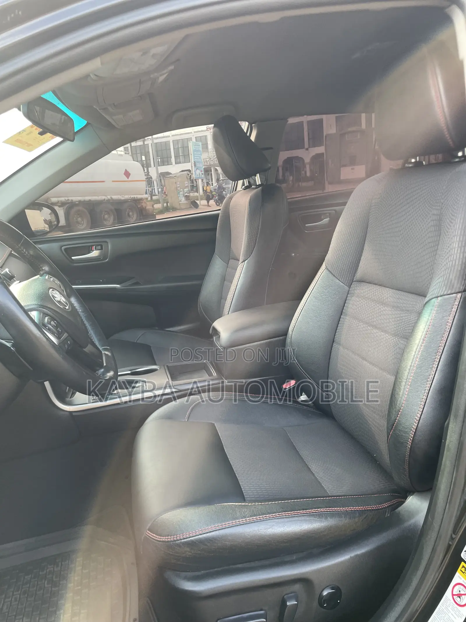 Toyota Camry 2017 Black