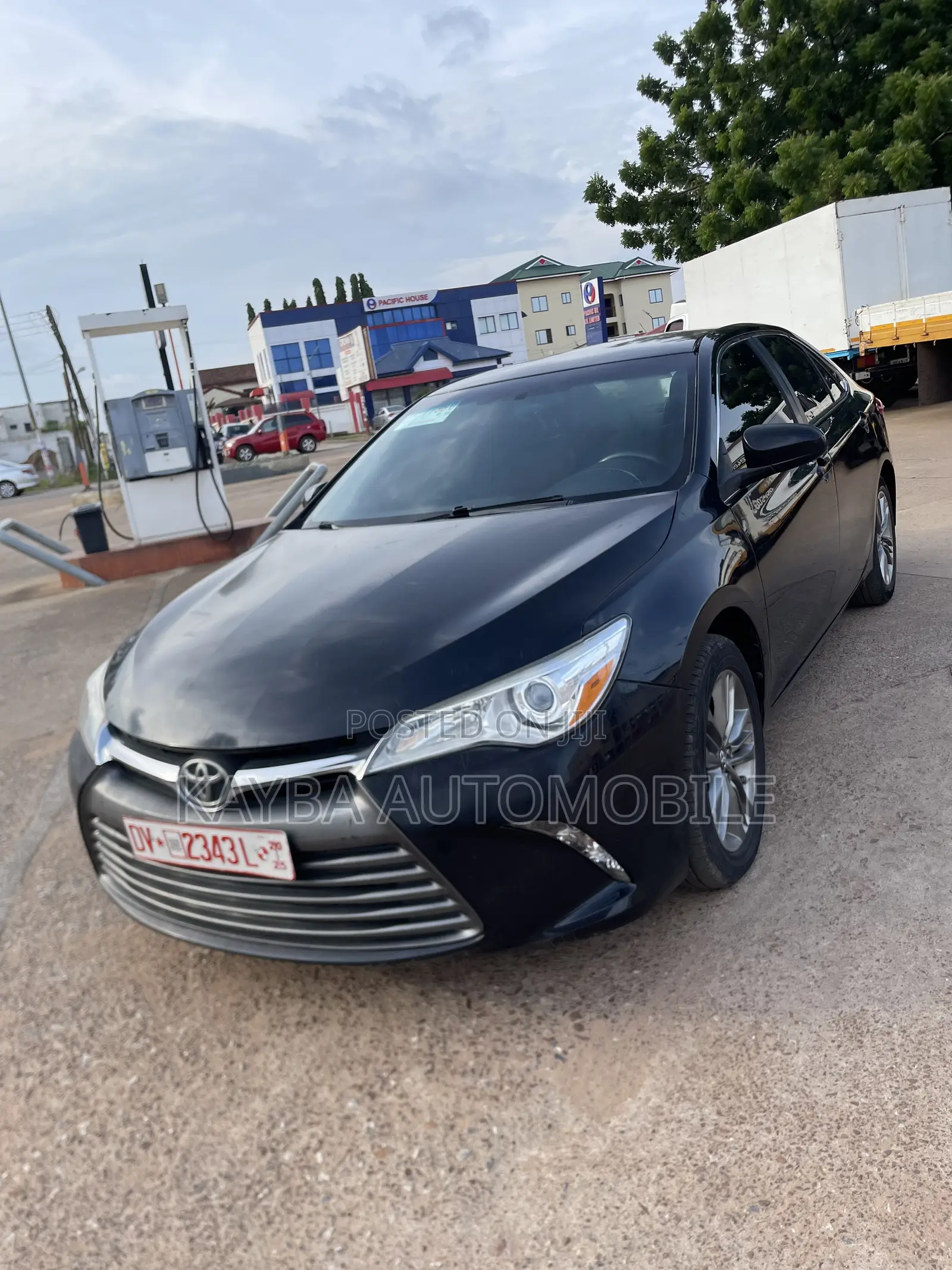 Toyota Camry 2017 Black