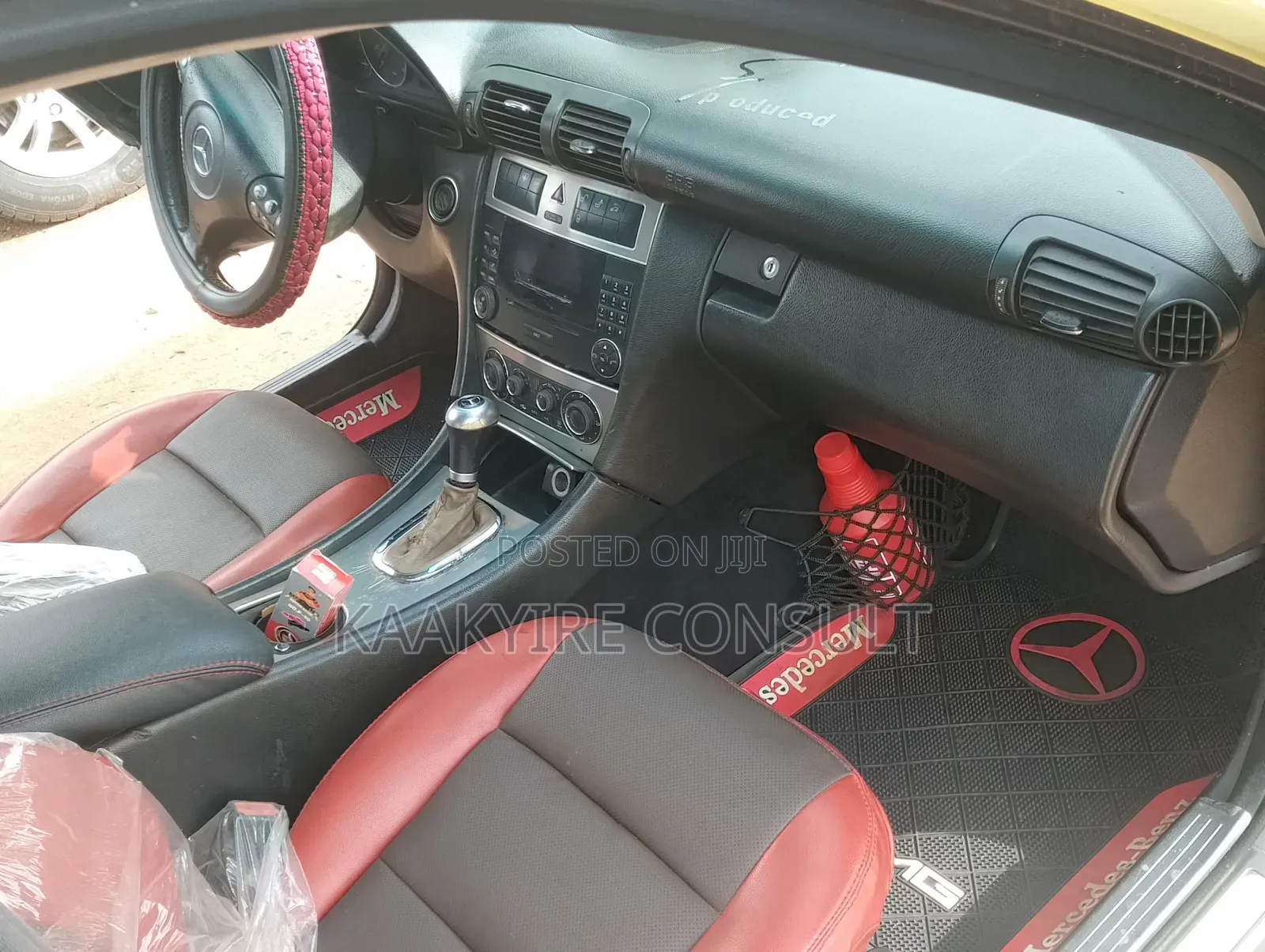 Mercedes-Benz C250 2010 Yellow
