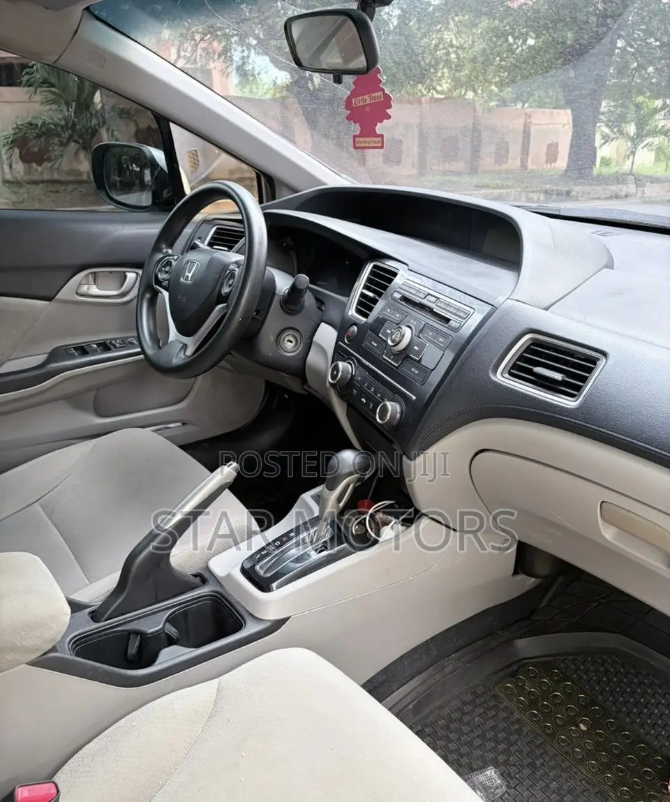 Honda Civic 2014 Silver