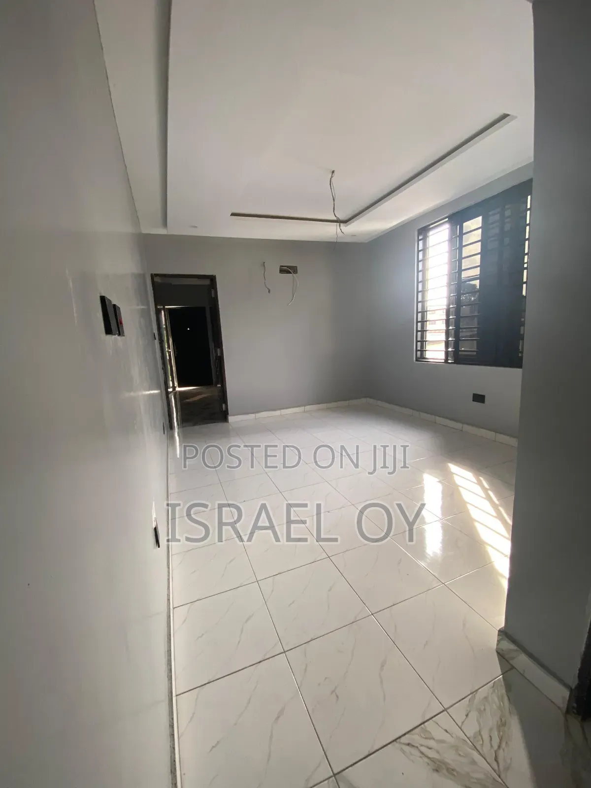 1bdrm Room & Parlour in Official Town for rent