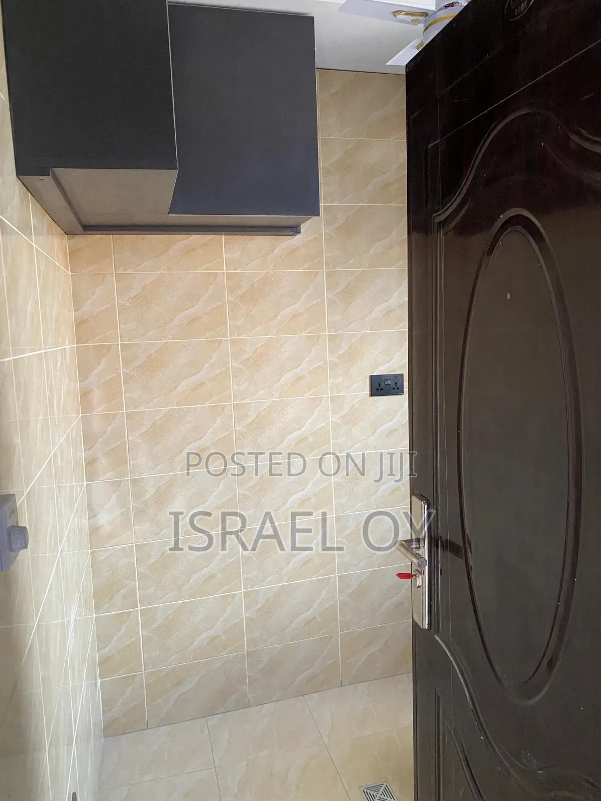 1bdrm Room & Parlour in Official Town for rent