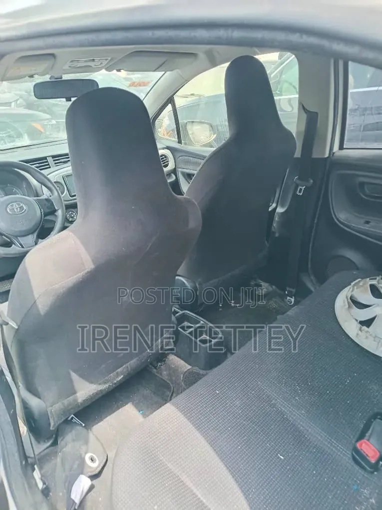 Toyota Vitz 1.3 AWD 5dr 2019 White