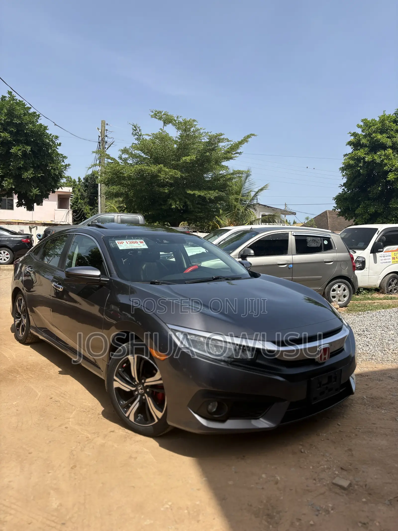 Honda Civic Touring 4dr Sedan (1.5L 4cyl) 2017 Gray