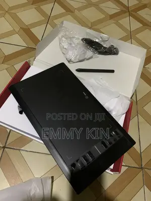 Ugee M708 Graphic Drawing Tablet