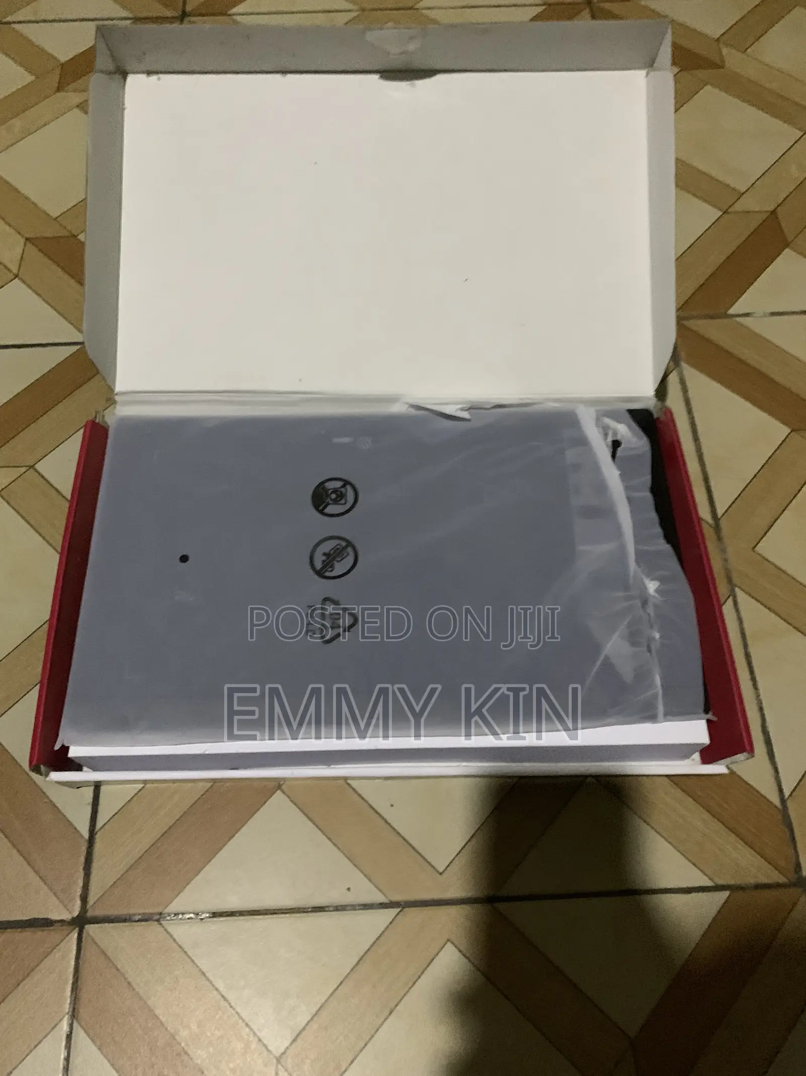 Ugee M708 Graphic Drawing Tablet