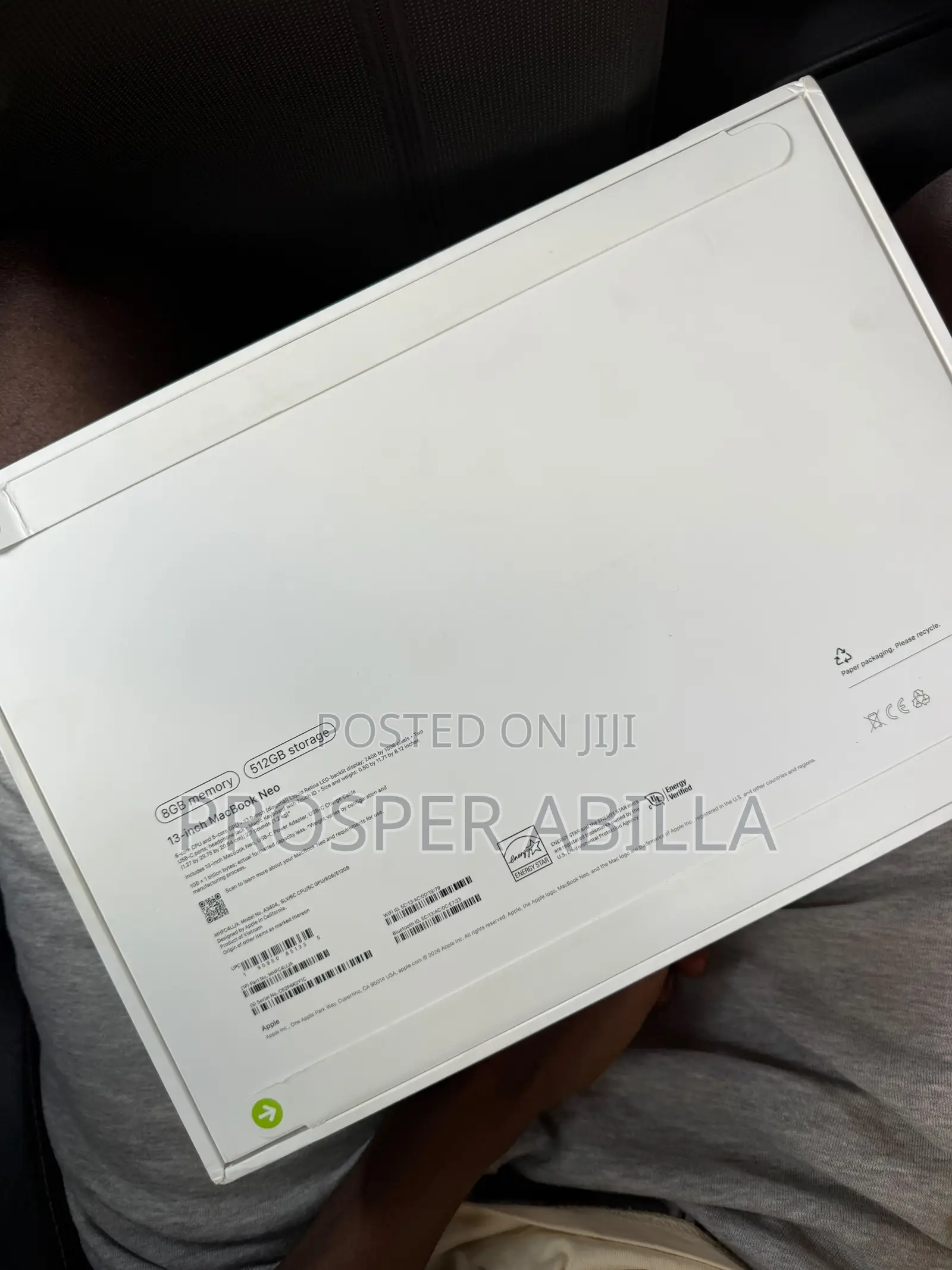 New Laptop Apple MacBook 8GB SSD 512GB