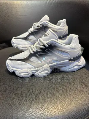 New Balance 9060 Distinct Metallic Silver