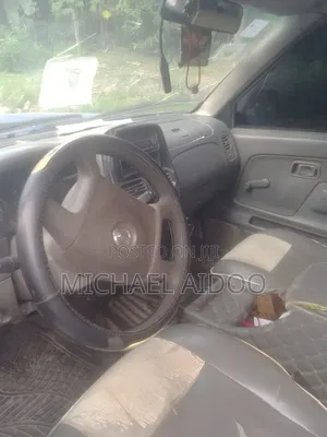 Nissan Hardbody 2010 Blue