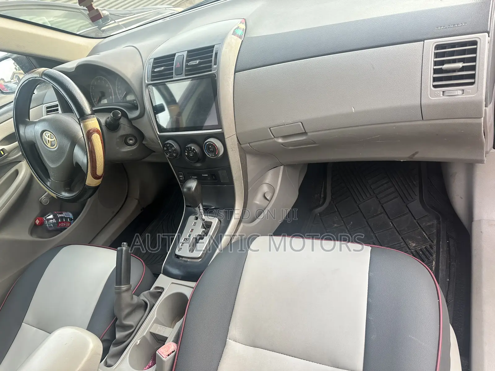 Toyota Corolla 2010 Red