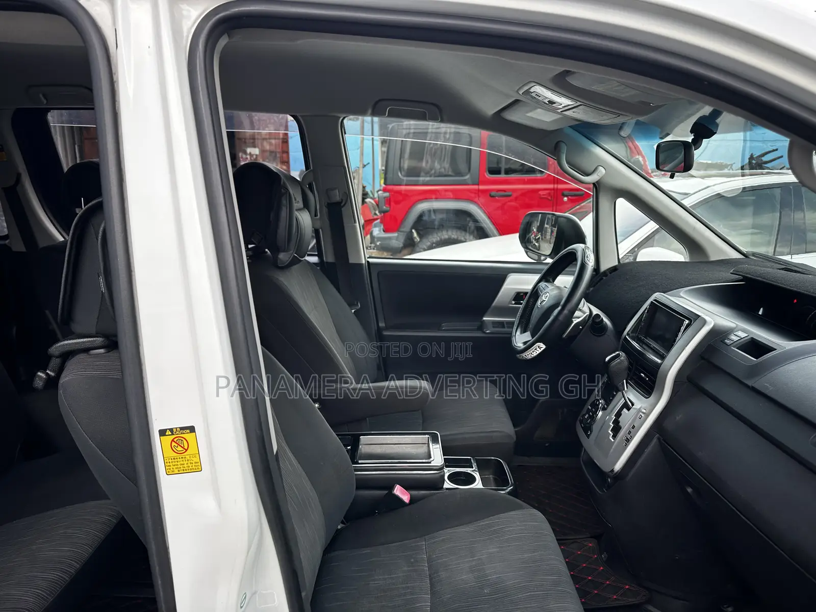 Toyota Voxy 2015 White
