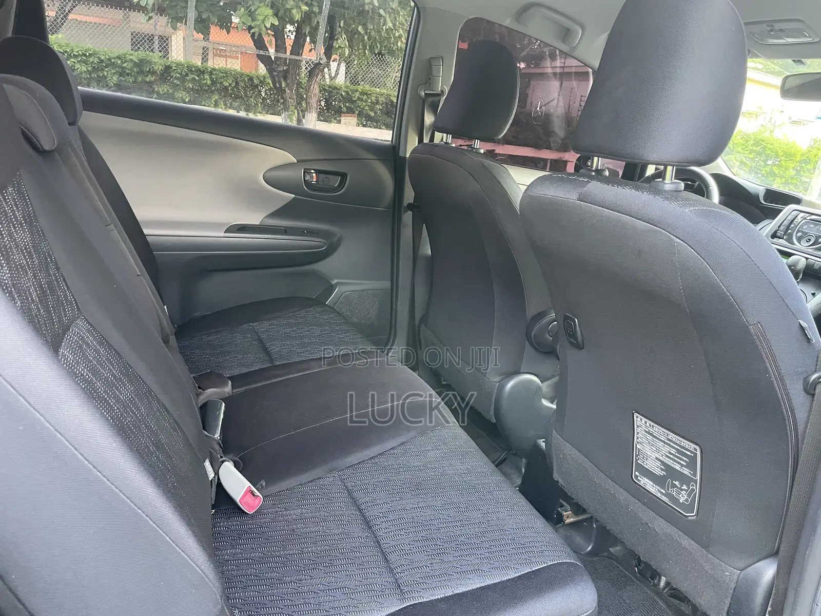 Toyota Wish 2012 Silver