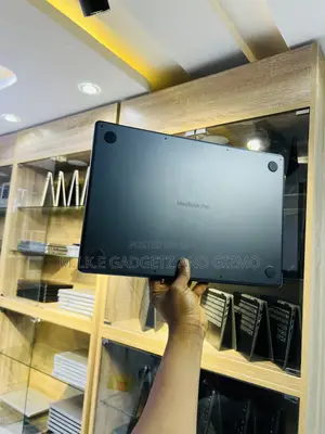 Laptop Apple MacBook Pro 2024 M3 Max 36GB Apple M3 Max SSD 1T