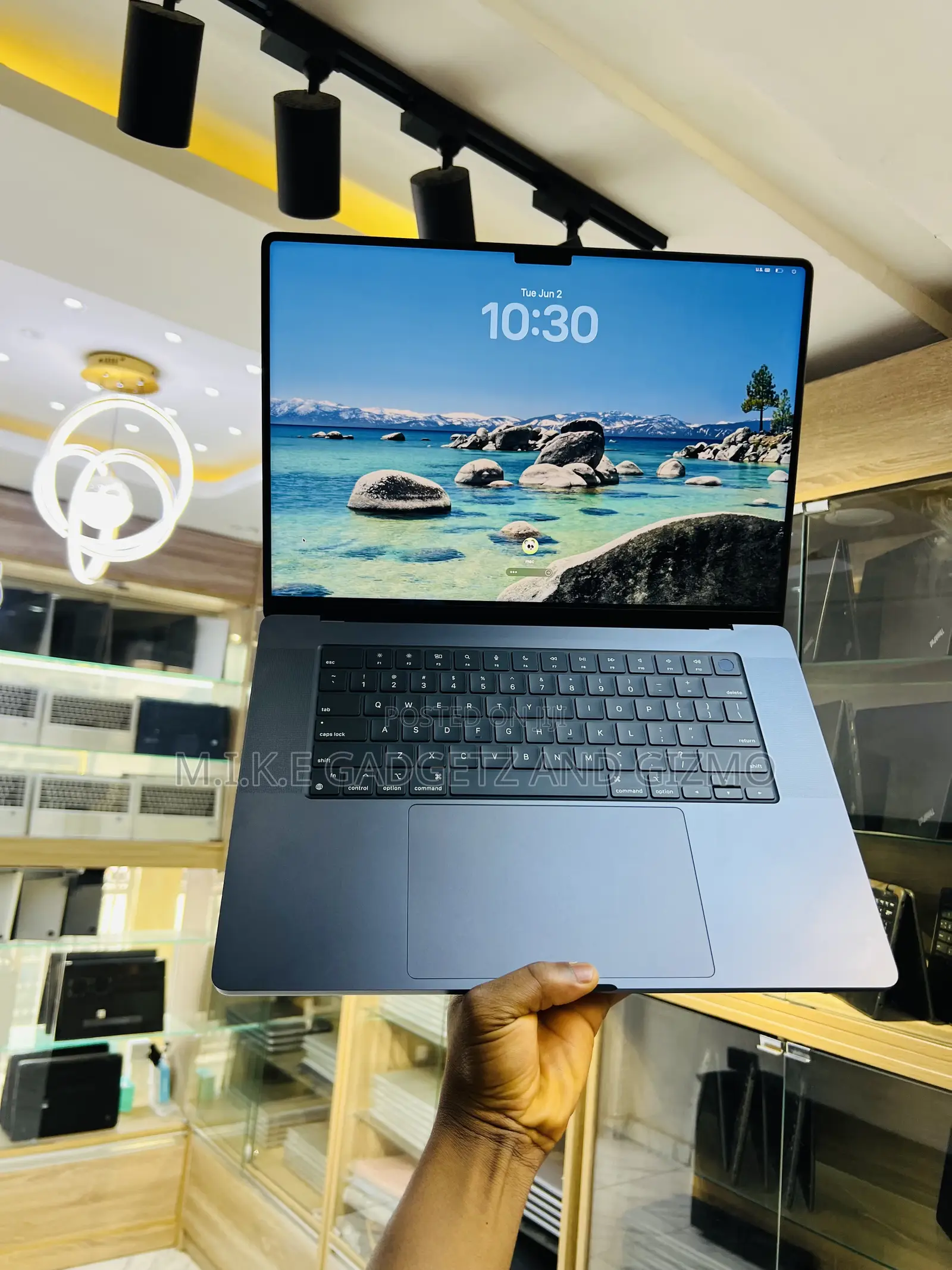 Laptop Apple MacBook Pro 2024 M3 Max 36GB Apple M3 Max SSD 1T