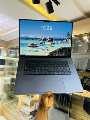 Laptop Apple MacBook Pro 2024 M3 Max 36GB Apple M3 Max SSD 1T