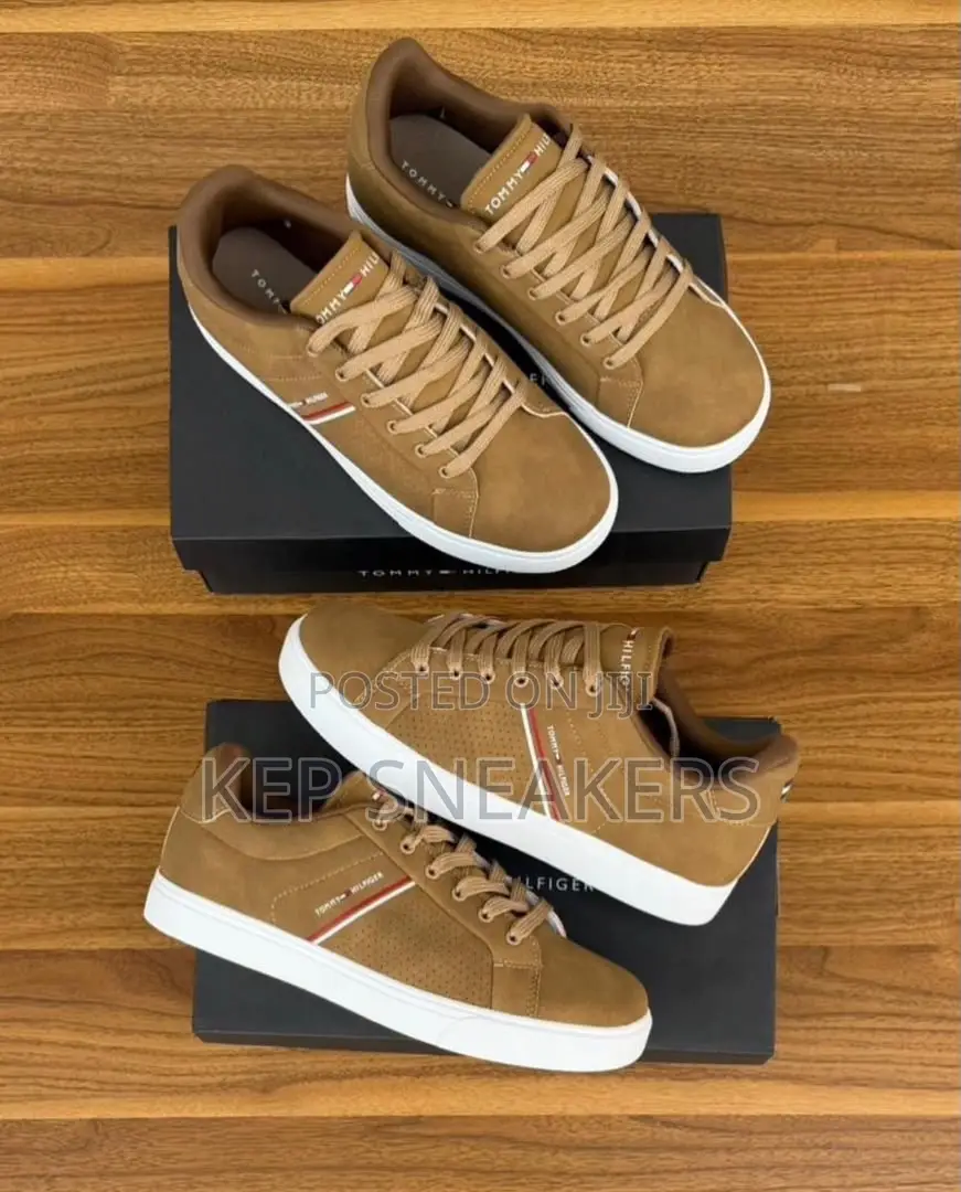Tommy Hilfiger Suede Driftwood Taupe