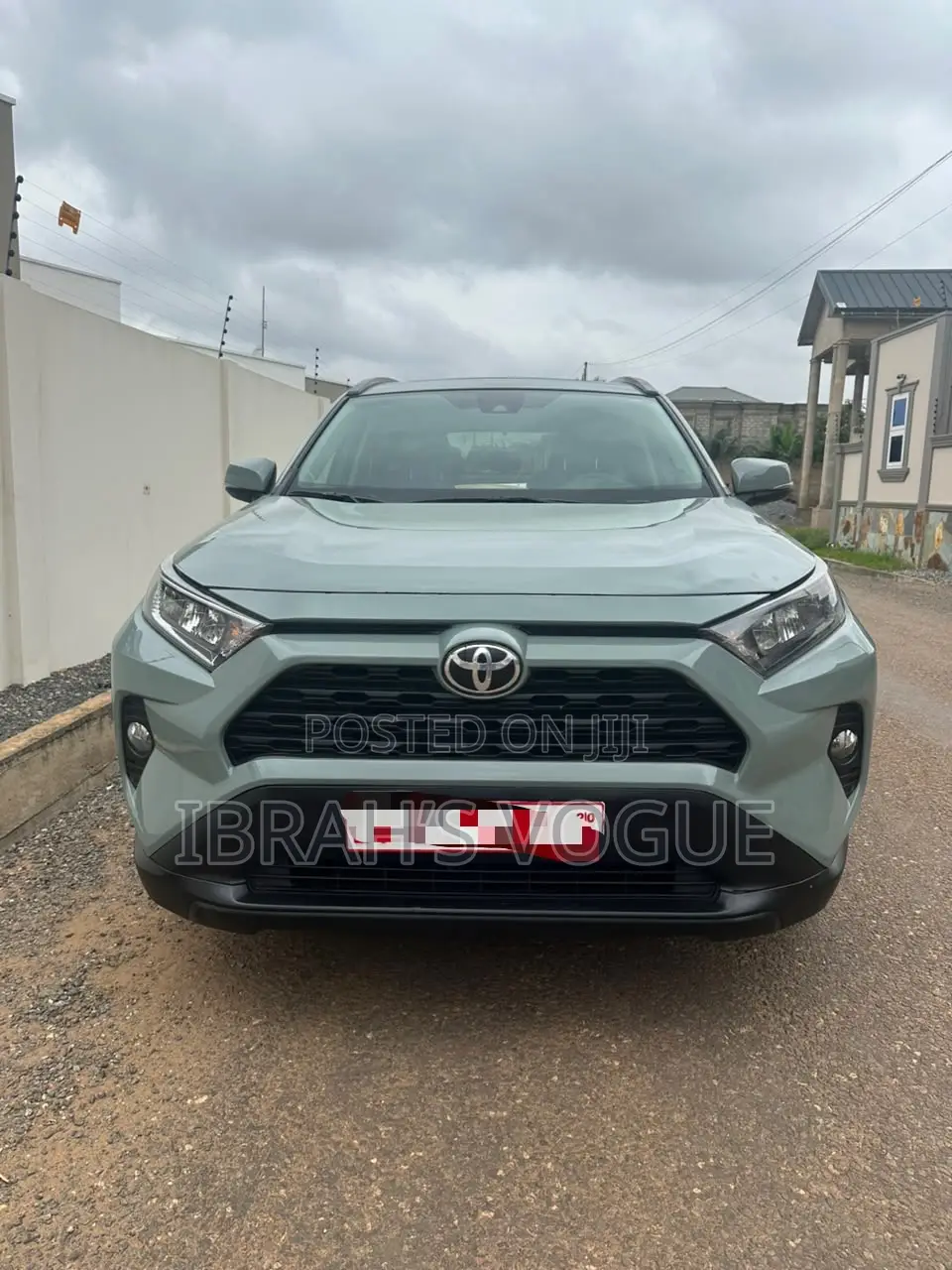 Toyota RAV4 XLE AWD 2020 Gray