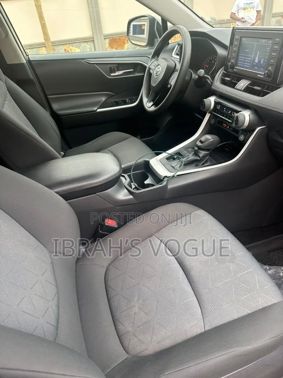 Toyota RAV4 XLE AWD 2020 Gray