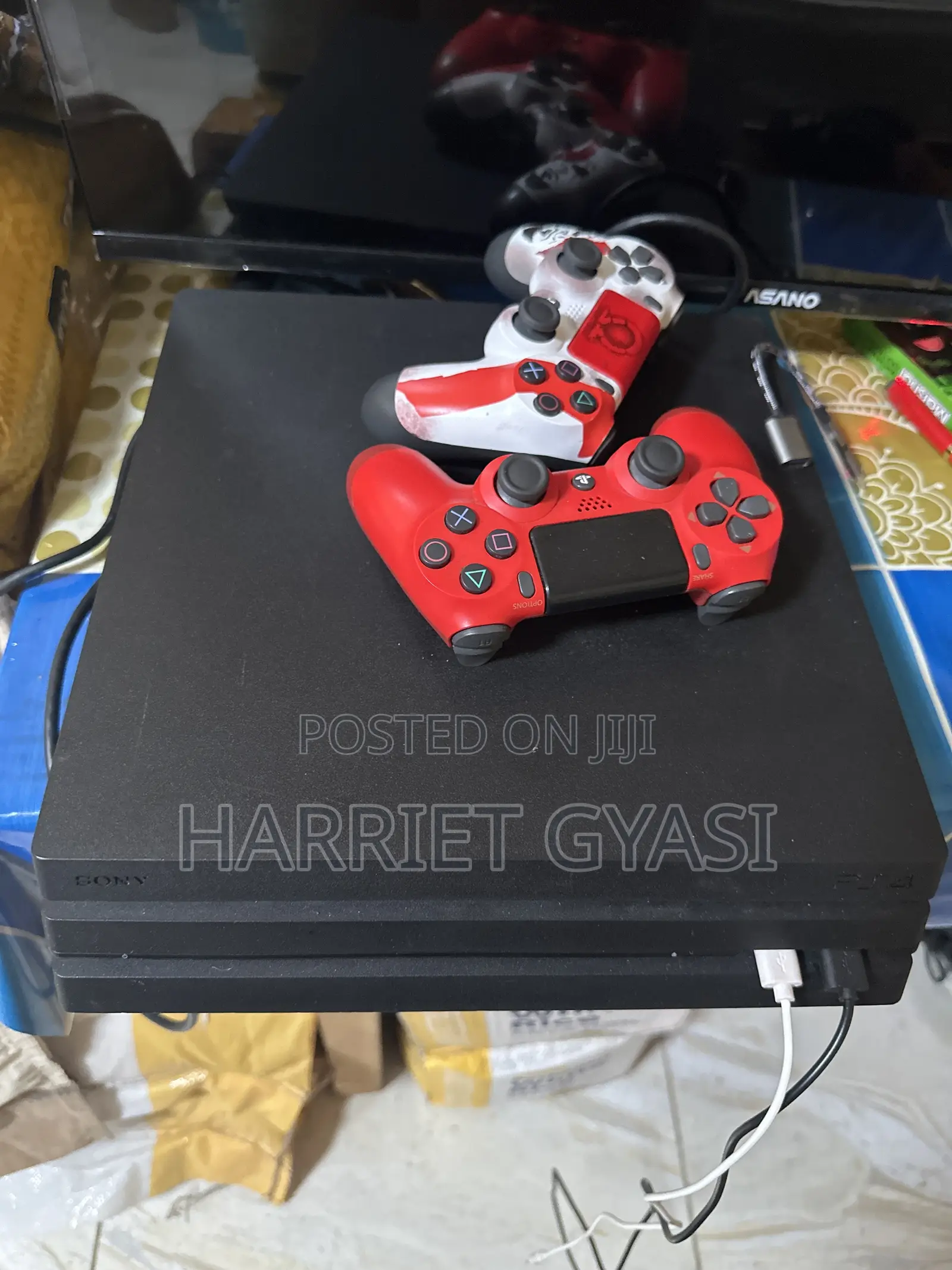 Ps4 Pro 1tb 7 Games With 2 Controllers