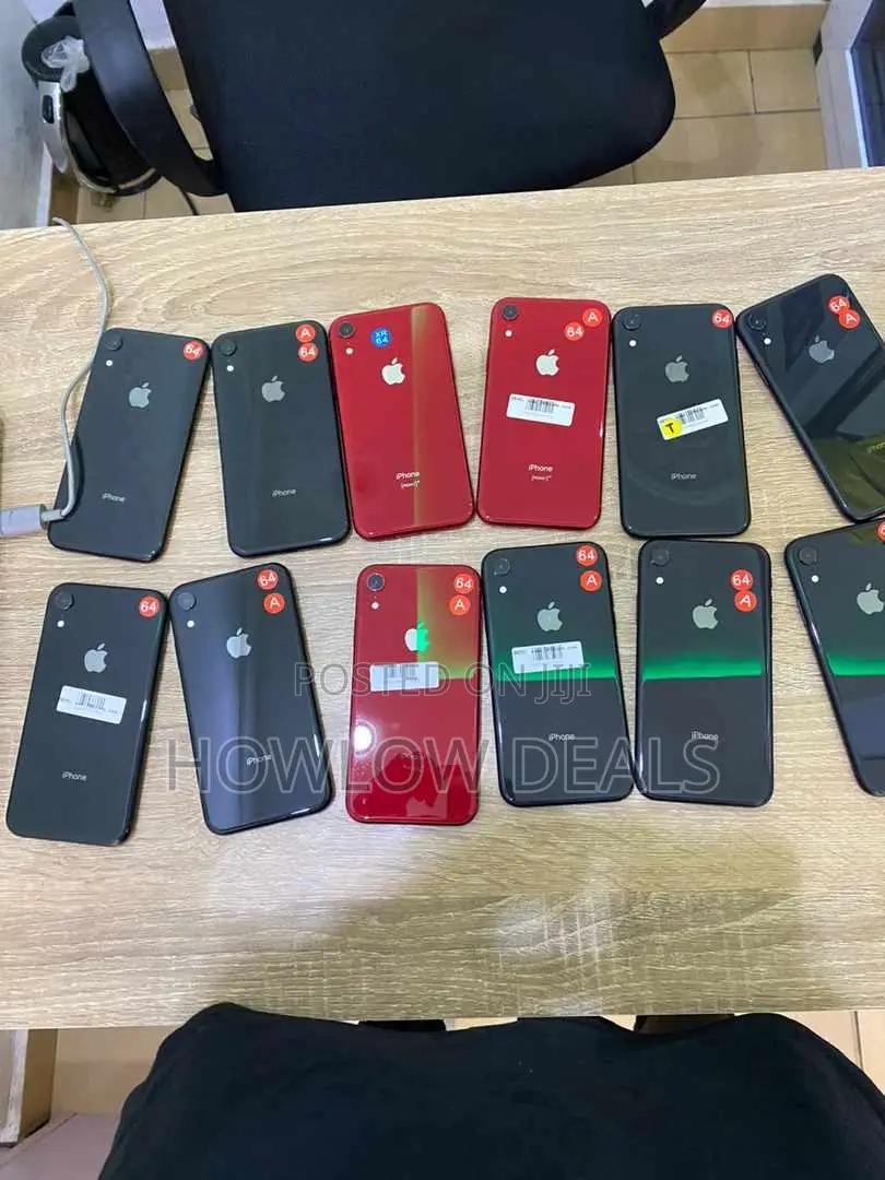 Apple iPhone XR 64 GB Red