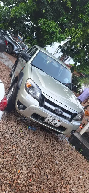 Ford Ranger XLT 2011 Gold