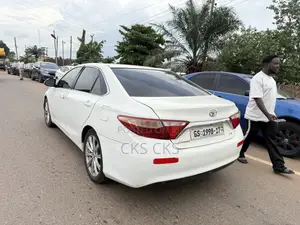 Toyota Camry 2016 White
