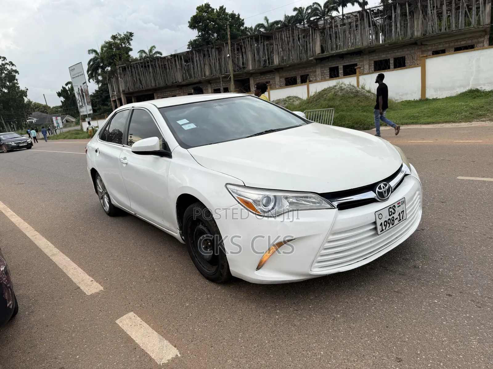Toyota Camry 2016 White