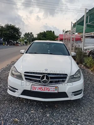 Mercedes-Benz C250 2014 White