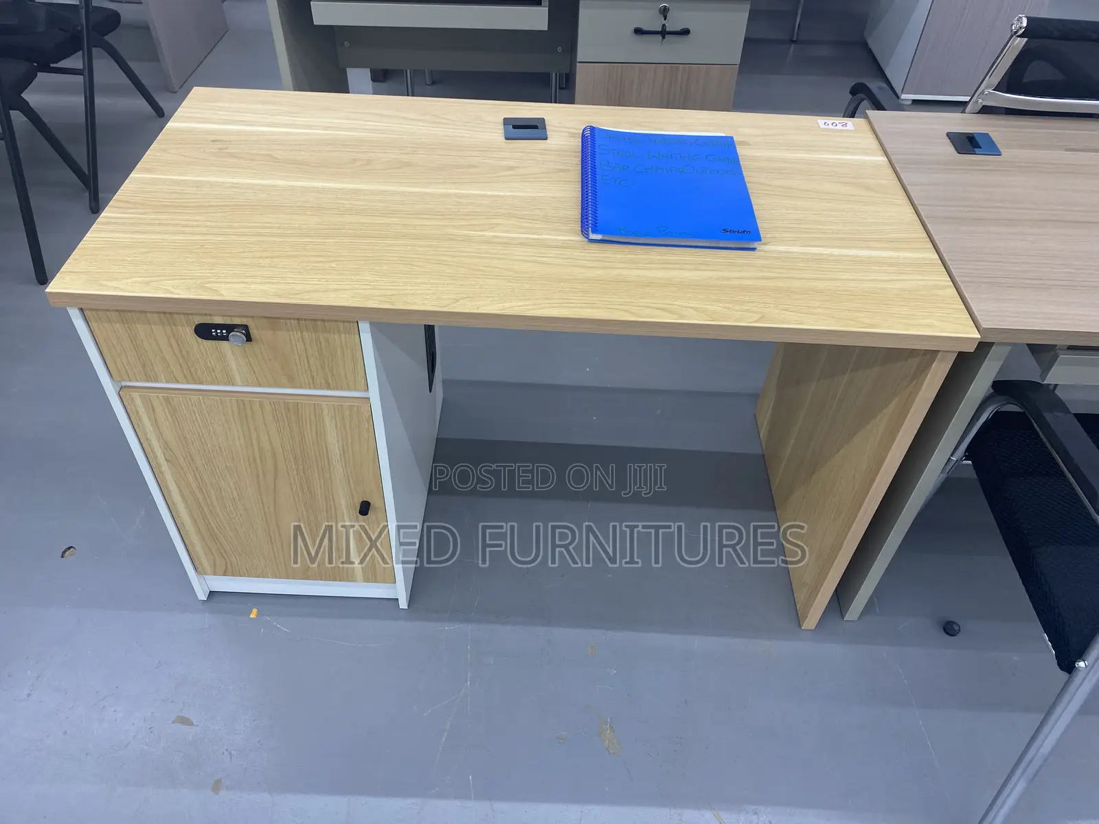 Morden Quality Office Table