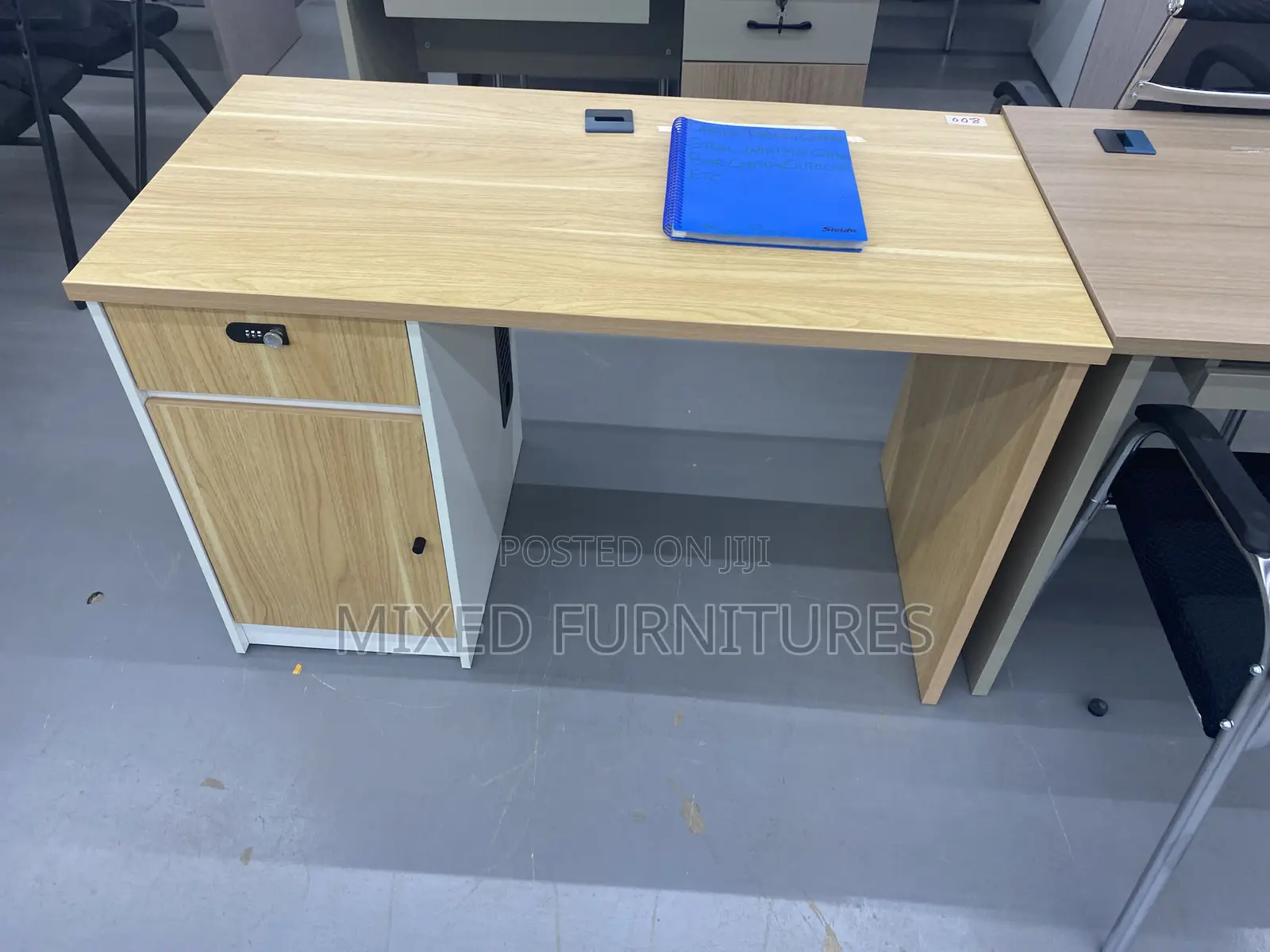 Morden Quality Office Table