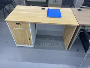 Morden Quality Office Table