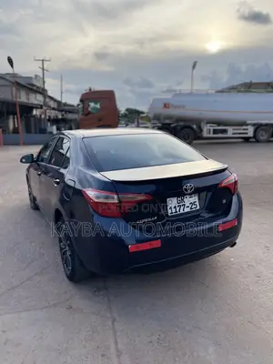 Toyota Corolla 2017 Black