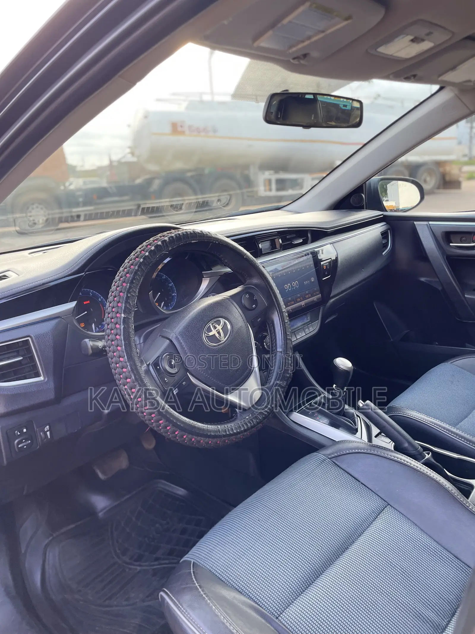Toyota Corolla 2017 Black