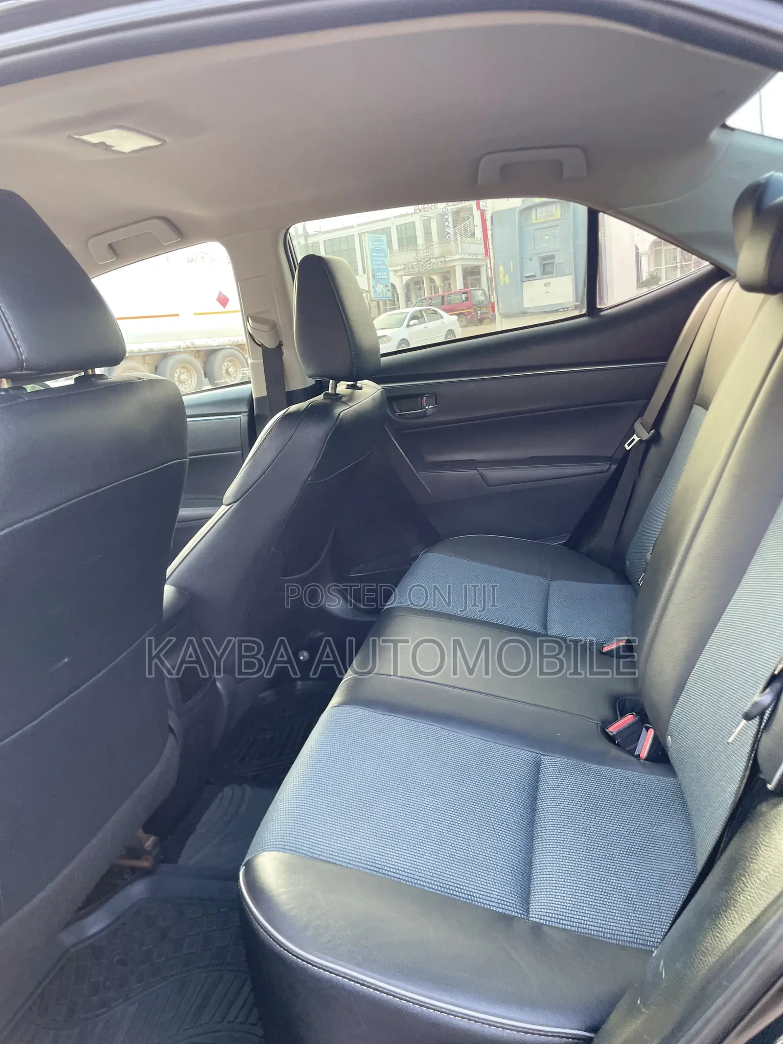 Toyota Corolla 2017 Black