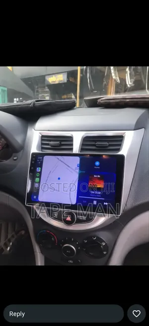 Hyundai Accent Carplay