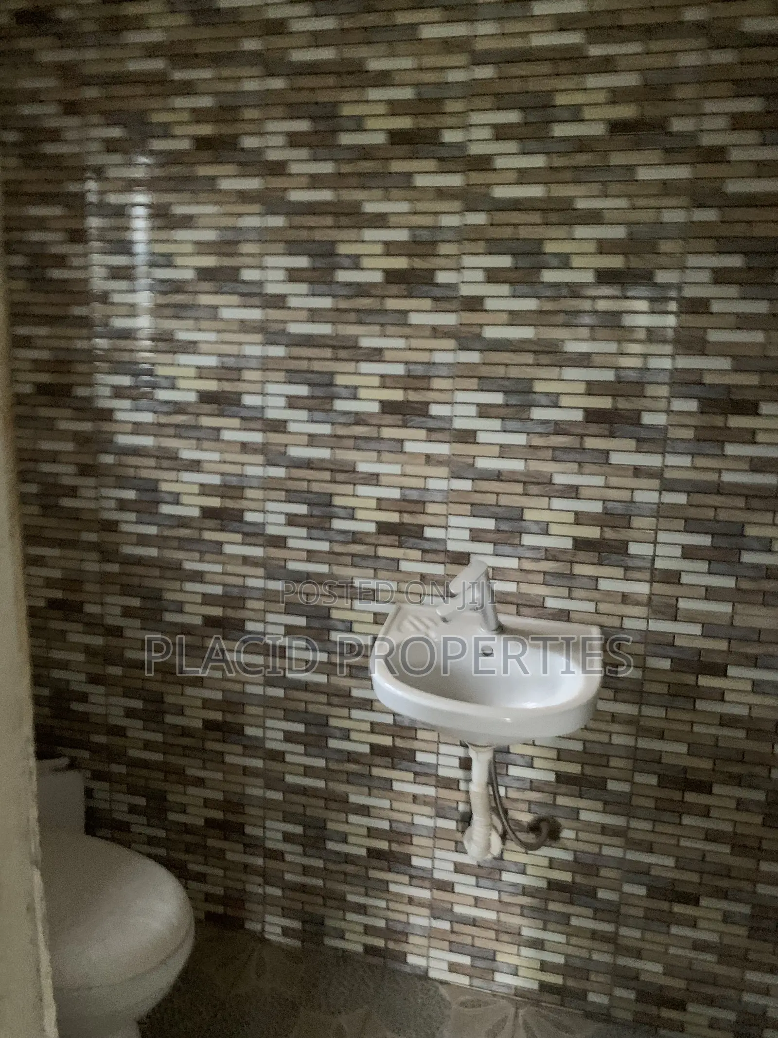 2bdrm Apartment in Ashongman Estate for rent