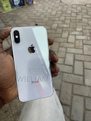 Apple iPhone XS 64 GB White
