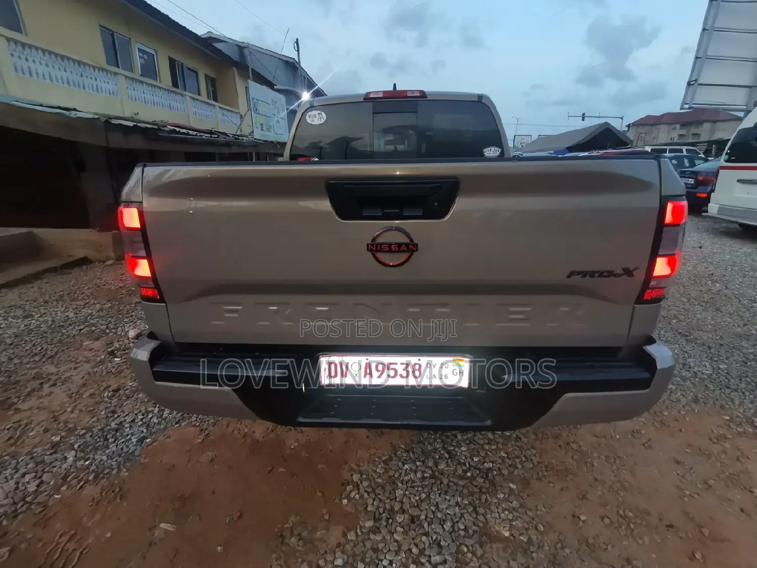 Nissan Frontier PRO-X 2024 Gray