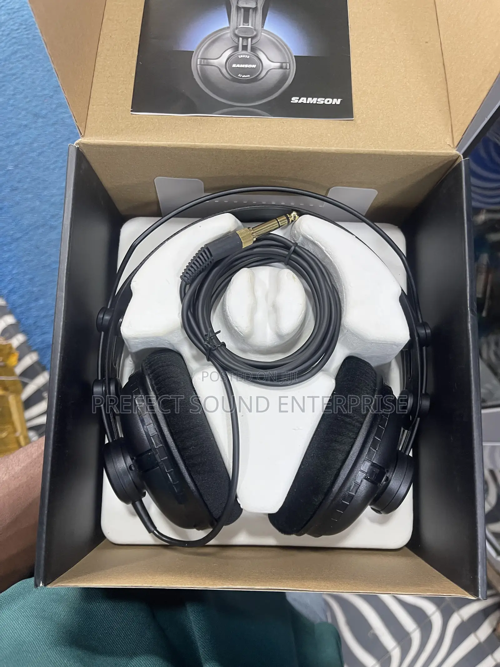 Samson Sr950 Closed-back Professional Studio Monitoring Headphones