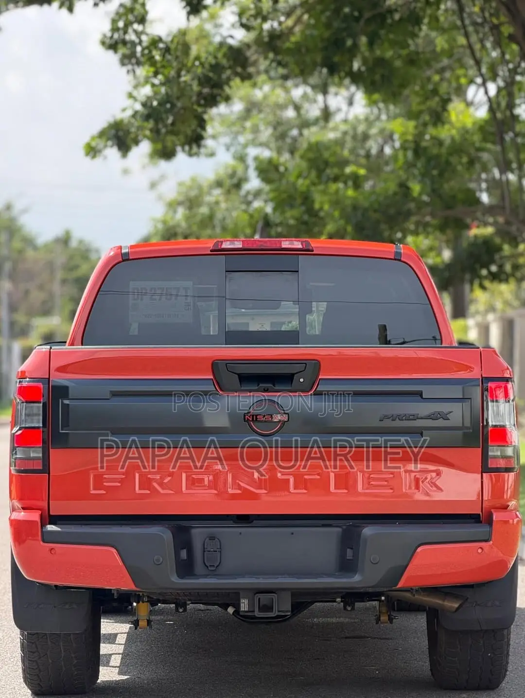 Nissan Frontier 2025 Orange