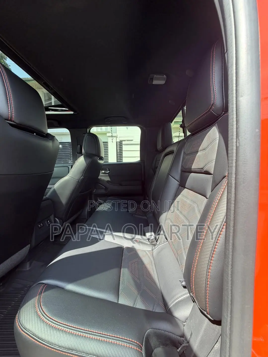 Nissan Frontier 2025 Orange