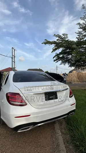 Mercedes-Benz E300 2018 White