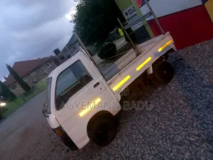 Daihatsu Hijet 2009 White