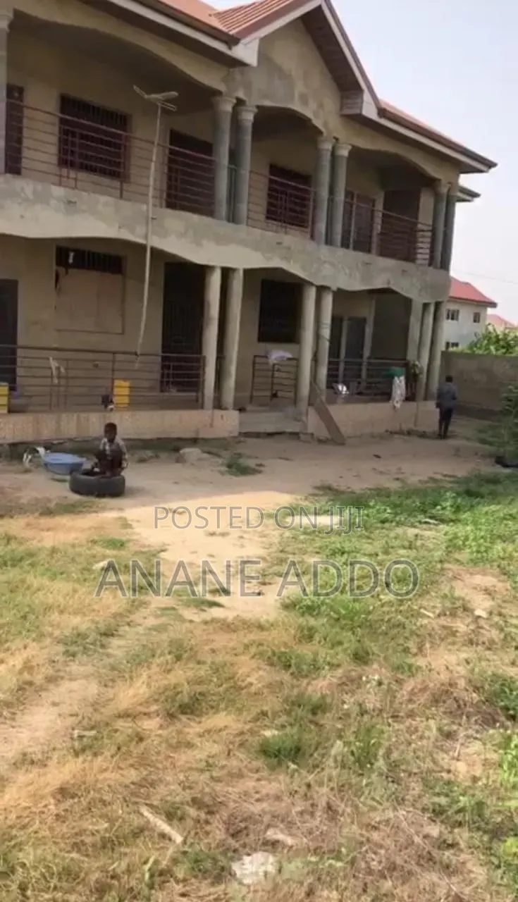 4bdrm Apartment in Nics Property, Gomoa East for sale