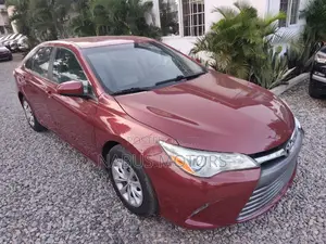 Toyota Camry LE 4dr Sedan (2.5L 4cyl 6A) 2017 Brown