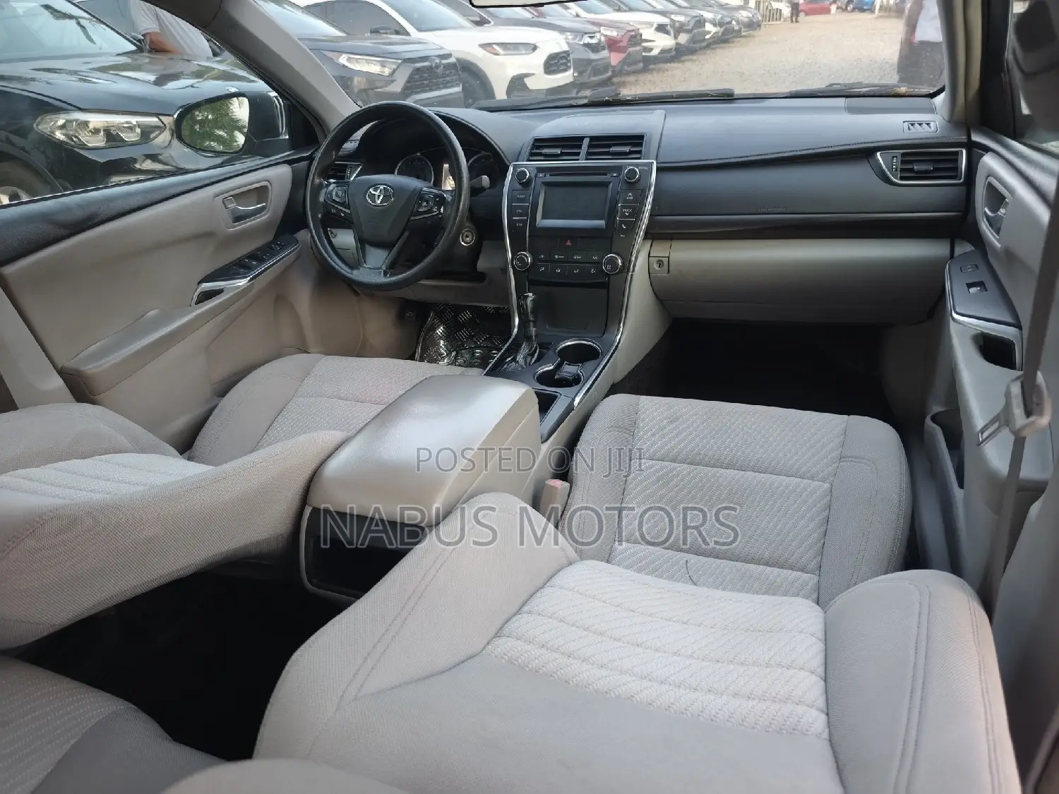 Toyota Camry LE 4dr Sedan (2.5L 4cyl 6A) 2017 Brown