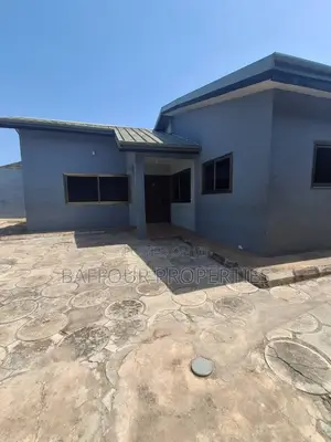 3bdrm House in School Junction for rent