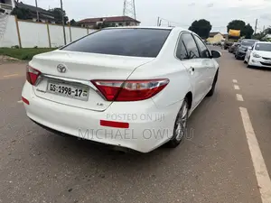 Toyota Camry 2016 White